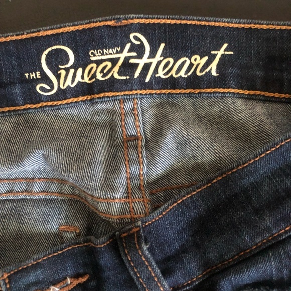 Old navy Ripped Jeans - Picture 5 of 6